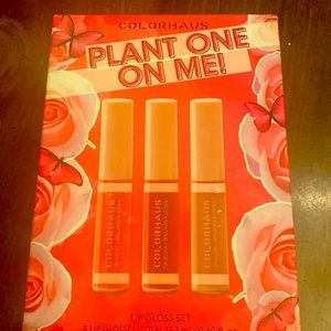 Plant one on me 3 lip gloss set